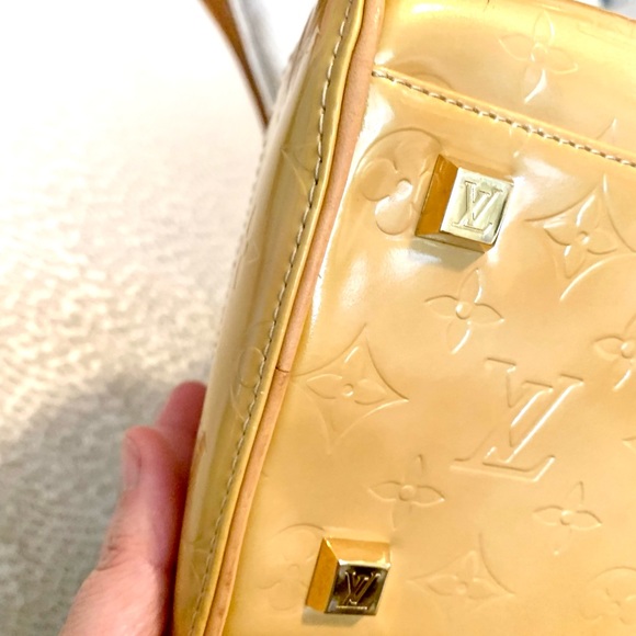 LOUIS VUITTON TOMPKINS SQUARE VERNIS Bag- Excellent Condition - Picture 8 of 13